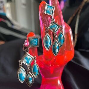 Vintage Signed Celebrity dangle drop earrings